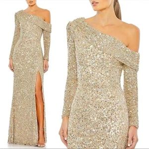 NWT MacDuggal 5449 Sequined Gown $498
